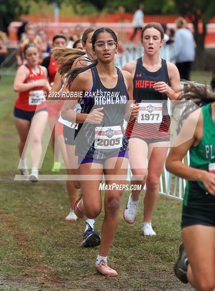 Thumbnail 2 in UIL 4A Girls Cross Country State Final photogallery.