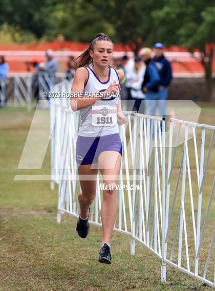 Thumbnail 3 in UIL 4A Girls Cross Country State Final photogallery.