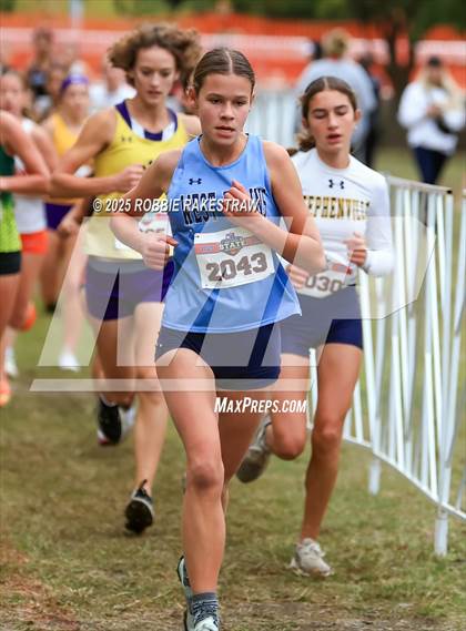 Thumbnail 2 in UIL 4A Girls Cross Country State Final photogallery.