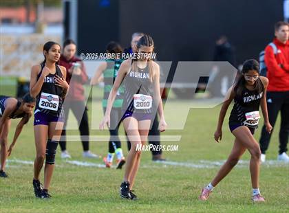 Thumbnail 2 in UIL 4A Girls Cross Country State Final photogallery.