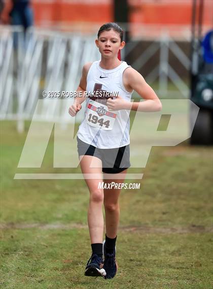 Thumbnail 3 in UIL 4A Girls Cross Country State Final photogallery.