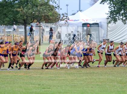 Thumbnail 2 in UIL 4A Girls Cross Country State Final photogallery.