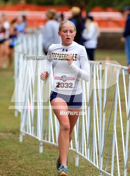 Thumbnail 3 in UIL 4A Girls Cross Country State Final photogallery.