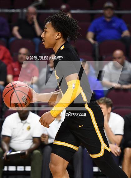Thumbnail 2 in Clark vs Bishop Manogue (NIAA 4A Semifinal) photogallery.