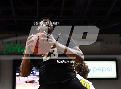Thumbnail 1 in Clark vs Bishop Manogue (NIAA 4A Semifinal) photogallery.