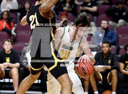 Thumbnail 2 in Clark vs Bishop Manogue (NIAA 4A Semifinal) photogallery.