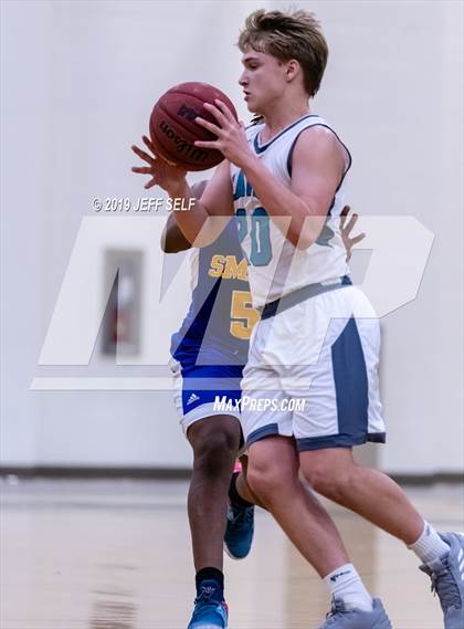 Thumbnail 3 in Oscar Smith @ Hickory photogallery.