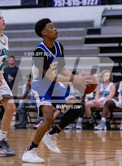 Thumbnail 1 in Oscar Smith @ Hickory photogallery.