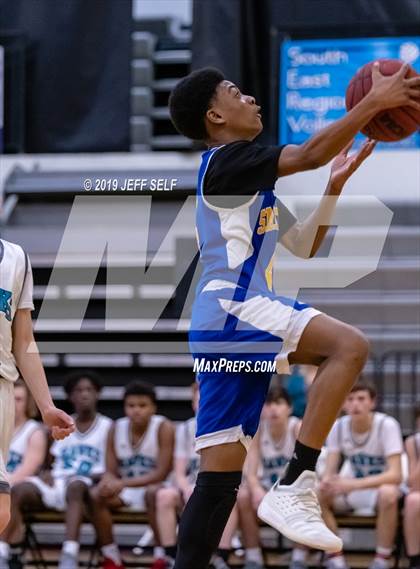 Thumbnail 2 in Oscar Smith @ Hickory photogallery.