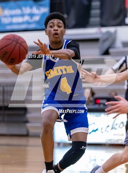 Thumbnail 2 in Oscar Smith @ Hickory photogallery.