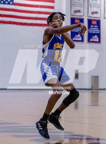 Thumbnail 2 in Oscar Smith @ Hickory photogallery.