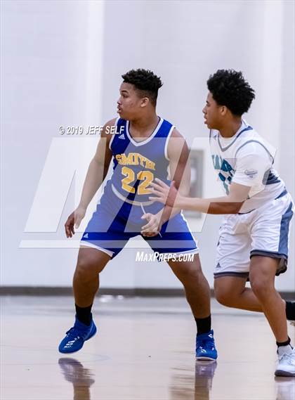 Thumbnail 1 in Oscar Smith @ Hickory photogallery.