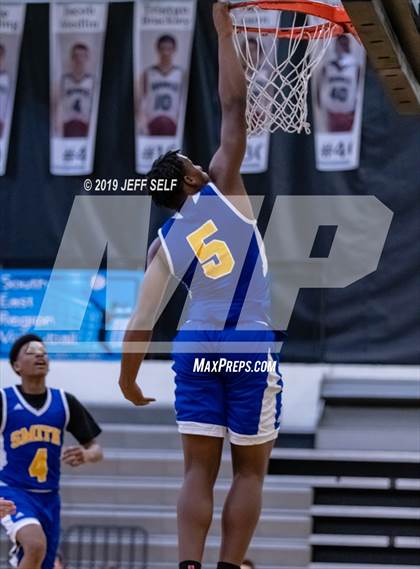 Thumbnail 3 in Oscar Smith @ Hickory photogallery.