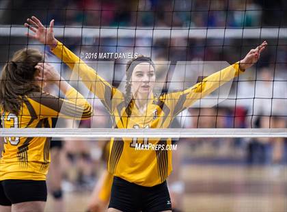 Thumbnail 3 in Montrose vs. Thomas Jefferson (CHSAA 4A Playoff) photogallery.