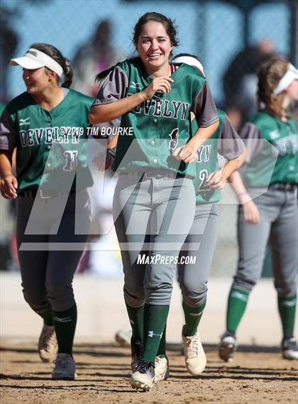 Thumbnail 1 in Mead vs. D'Evelyn (CHSAA 4A Round 1 Playoff) photogallery.