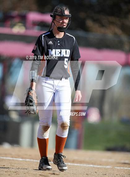 Thumbnail 1 in Mead vs. D'Evelyn (CHSAA 4A Round 1 Playoff) photogallery.
