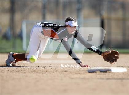 Thumbnail 1 in Mead vs. D'Evelyn (CHSAA 4A Round 1 Playoff) photogallery.