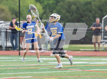 Thumbnail 1 in Westhampton Beach vs Comsewoque photogallery.