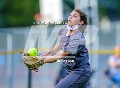Thumbnail 2 in Garden City vs Calhoun (Sect VIII Class A Round 2) photogallery.