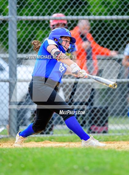 Thumbnail 1 in Garden City vs Calhoun (Sect VIII Class A Round 2) photogallery.