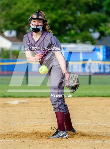 Thumbnail 2 in Garden City vs Calhoun (Sect VIII Class A Round 2) photogallery.