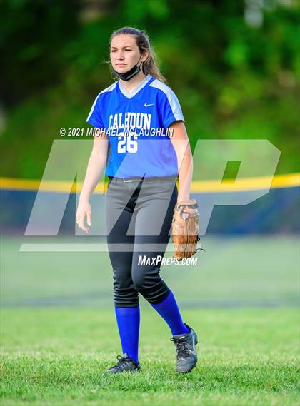 Thumbnail 2 in Garden City vs Calhoun (Sect VIII Class A Round 2) photogallery.