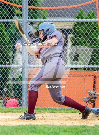 Thumbnail 2 in Garden City vs Calhoun (Sect VIII Class A Round 2) photogallery.