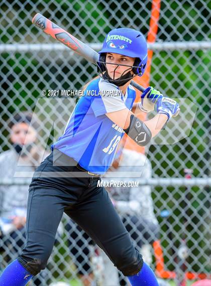 Thumbnail 2 in Garden City vs Calhoun (Sect VIII Class A Round 2) photogallery.