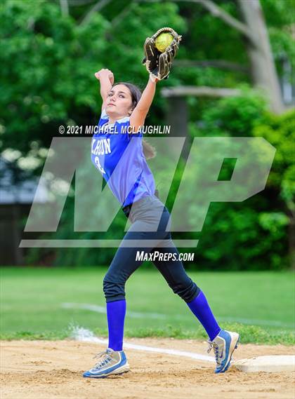Thumbnail 3 in Garden City vs Calhoun (Sect VIII Class A Round 2) photogallery.