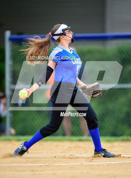 Thumbnail 2 in Garden City vs Calhoun (Sect VIII Class A Round 2) photogallery.