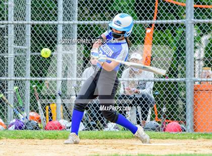 Thumbnail 2 in Garden City vs Calhoun (Sect VIII Class A Round 2) photogallery.