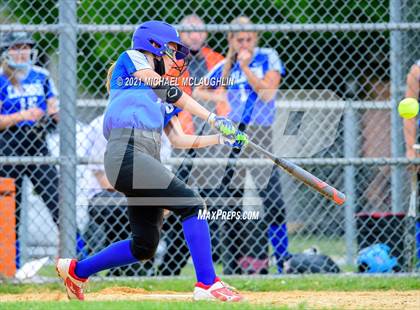 Thumbnail 2 in Garden City vs Calhoun (Sect VIII Class A Round 2) photogallery.