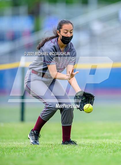 Thumbnail 3 in Garden City vs Calhoun (Sect VIII Class A Round 2) photogallery.