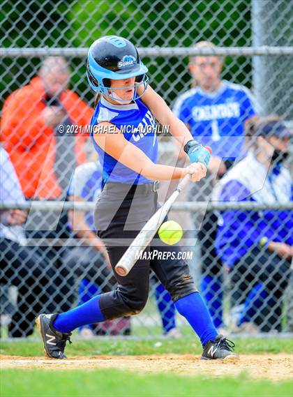 Thumbnail 2 in Garden City vs Calhoun (Sect VIII Class A Round 2) photogallery.