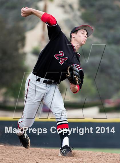 Thumbnail 2 in Hart vs Saugus photogallery.