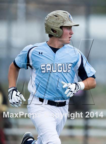 Thumbnail 2 in Hart vs Saugus photogallery.