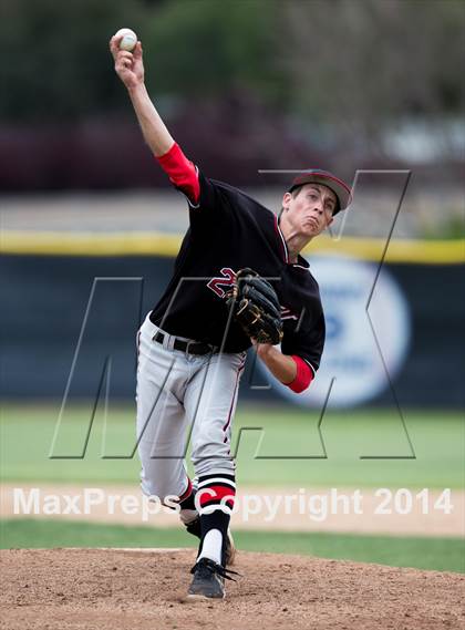 Thumbnail 1 in Hart vs Saugus photogallery.