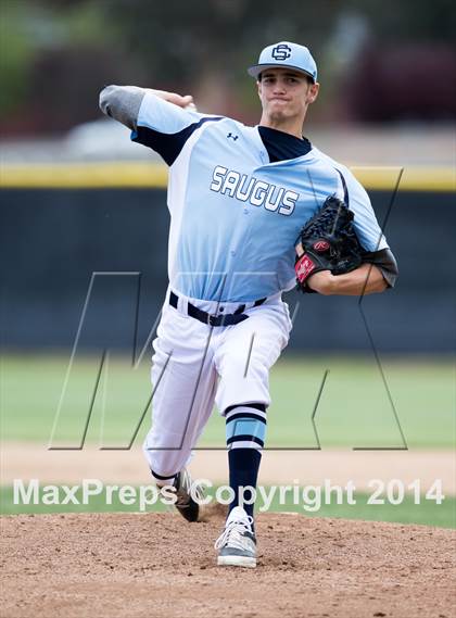 Thumbnail 2 in Hart vs Saugus photogallery.