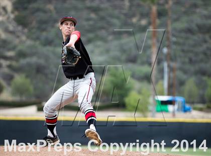 Thumbnail 2 in Hart vs Saugus photogallery.