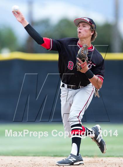 Thumbnail 3 in Hart vs Saugus photogallery.