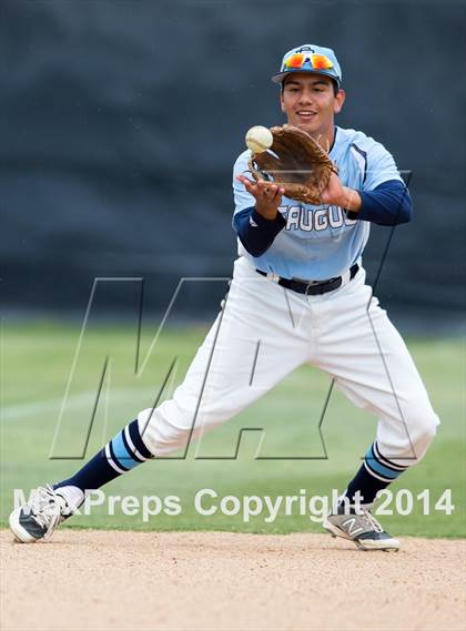Thumbnail 2 in Hart vs Saugus photogallery.