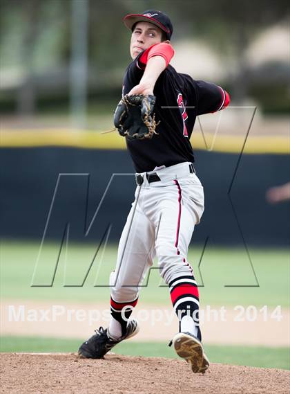 Thumbnail 2 in Hart vs Saugus photogallery.