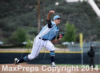 Thumbnail 3 in Hart vs Saugus photogallery.