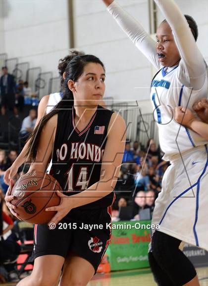 Thumbnail 3 in Rio Hondo Prep vs. Price (CIF D6 Final) photogallery.