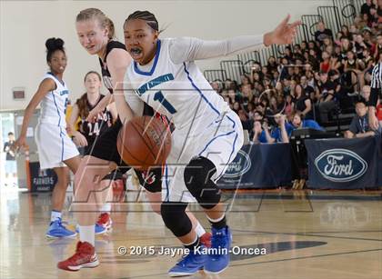 Thumbnail 1 in Rio Hondo Prep vs. Price (CIF D6 Final) photogallery.