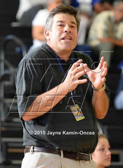 Thumbnail 3 in Rio Hondo Prep vs. Price (CIF D6 Final) photogallery.