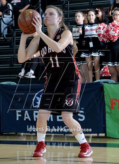 Thumbnail 3 in Rio Hondo Prep vs. Price (CIF D6 Final) photogallery.