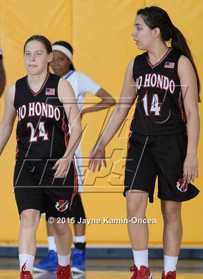 Thumbnail 2 in Rio Hondo Prep vs. Price (CIF D6 Final) photogallery.