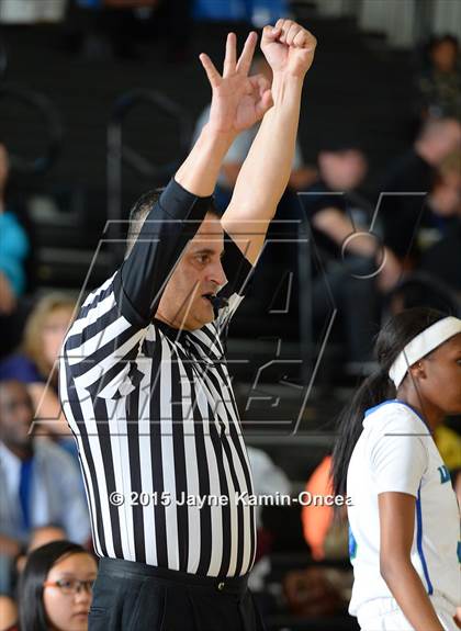 Thumbnail 2 in Rio Hondo Prep vs. Price (CIF D6 Final) photogallery.