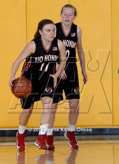 Thumbnail 2 in Rio Hondo Prep vs. Price (CIF D6 Final) photogallery.